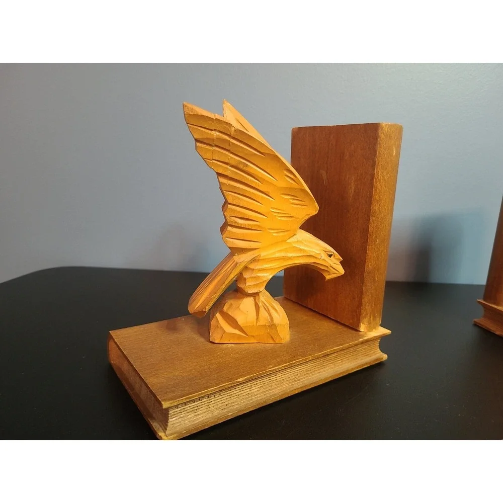 Pair of Bird of Prey American Eagle Hand Carved Wood Vintage Bookends